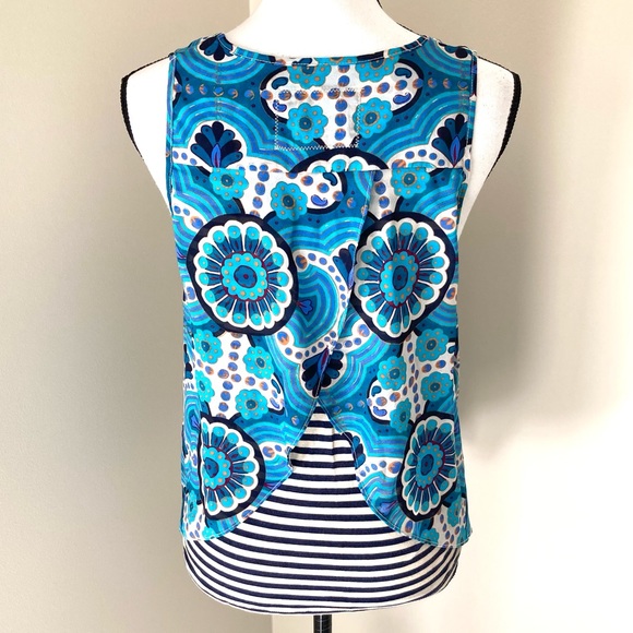 Anthropologie Meadow Rue Merlin Mixed Media Split Back Sleeveless Top Size M - Picture 3 of 10